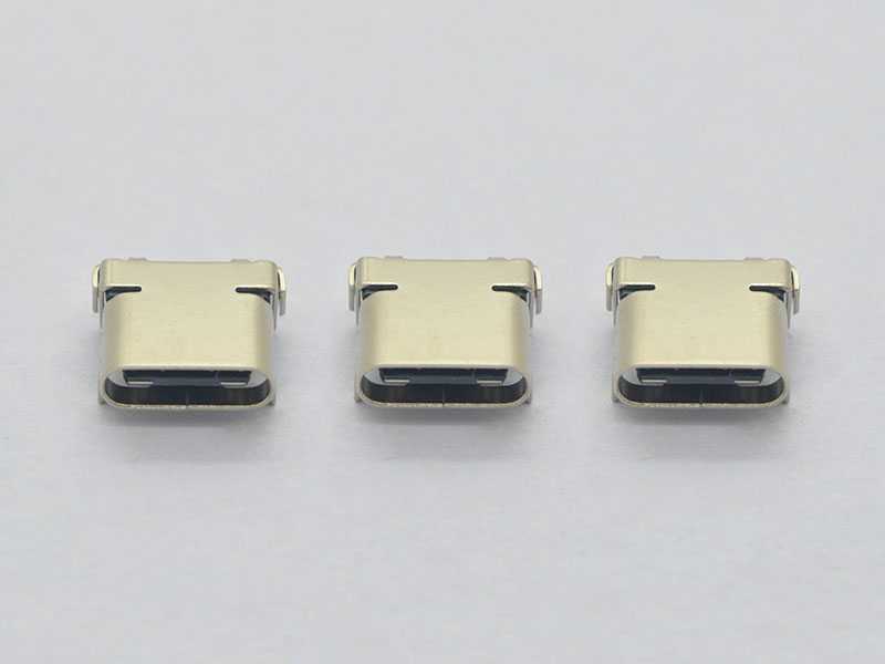 TYPE C Female 板上單殼